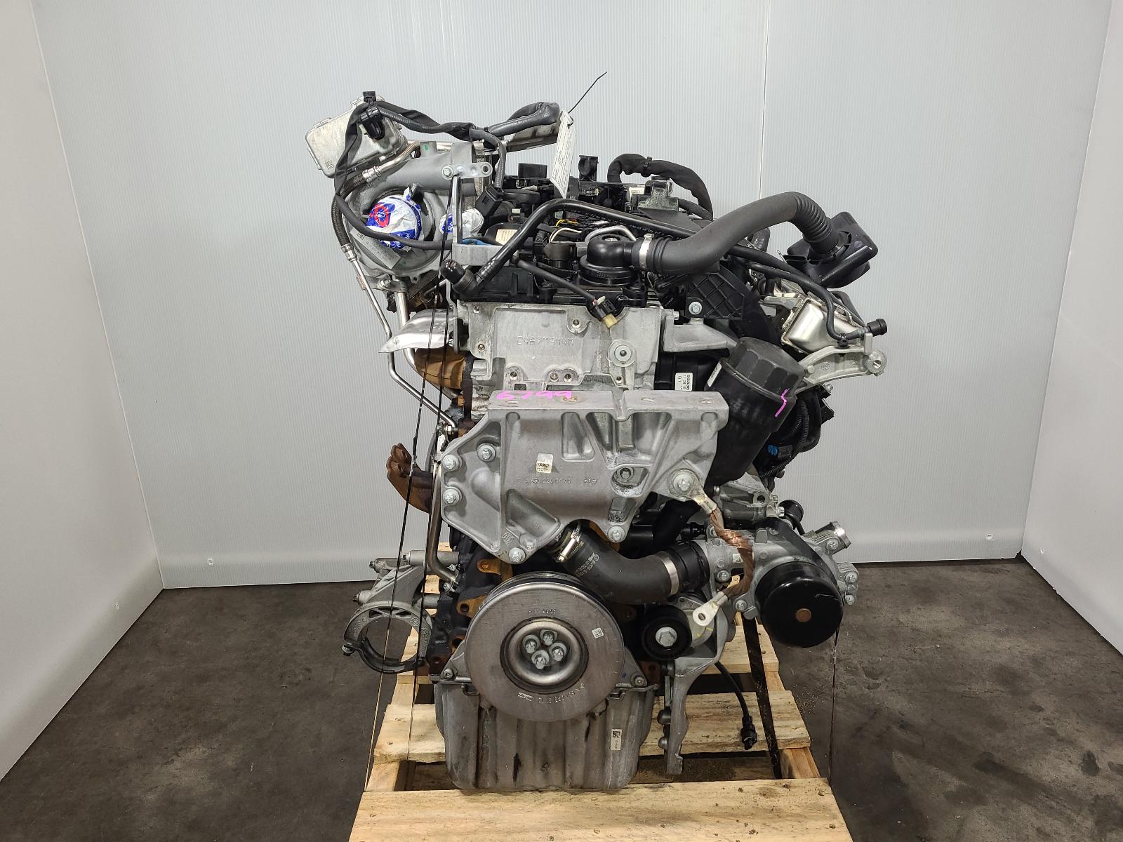 Mercedes Sprinter 3500 3.0 L 6-cylinder Turbo engine