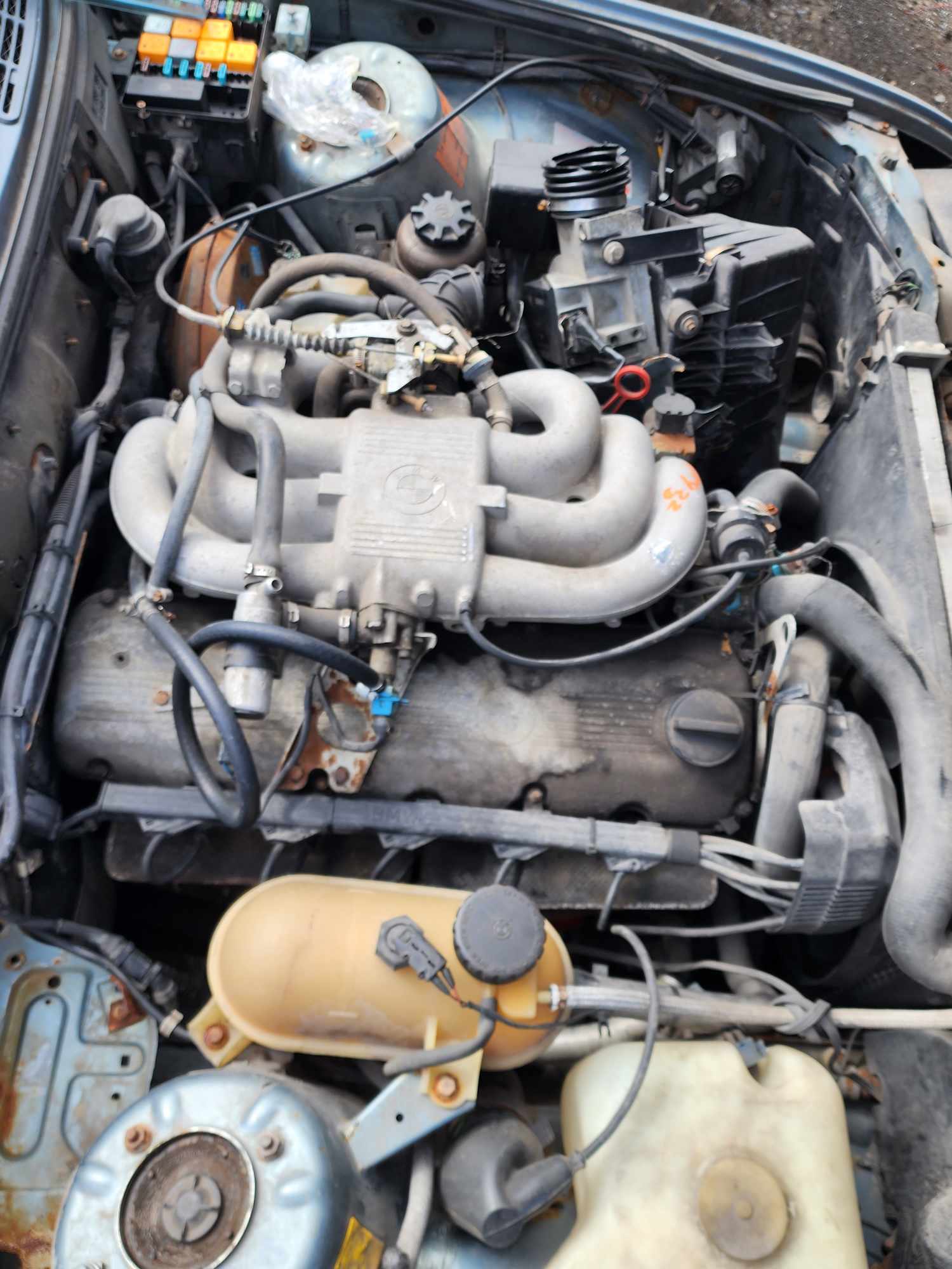 Engine and manual transmission 3.0 liters Bmw 325 1987