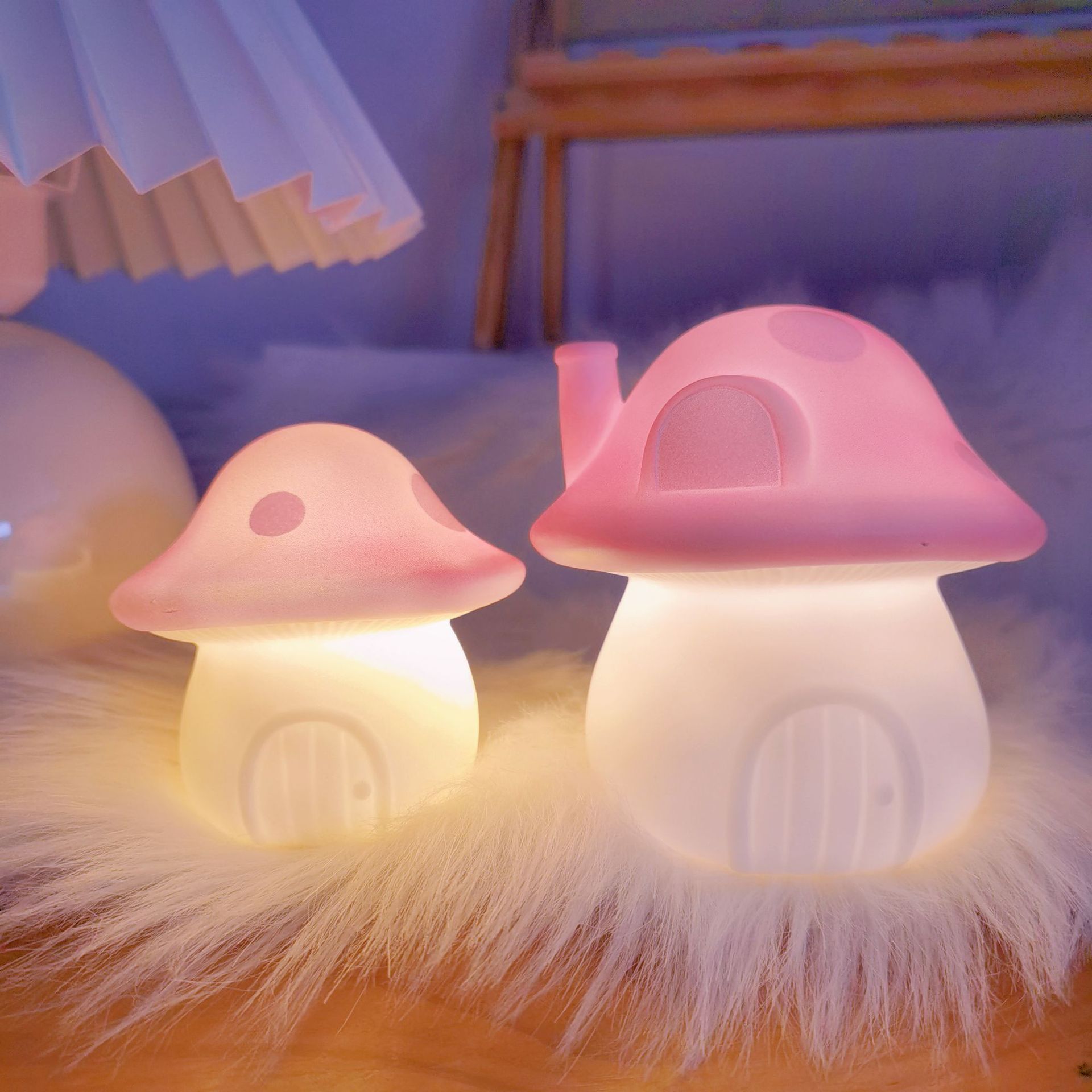 Fashionable And Cute Mushroom Night Light